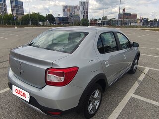 2022 Renault Logan Stepway II Рестайлинг, серебристый, 1375000 рублей, вид 4