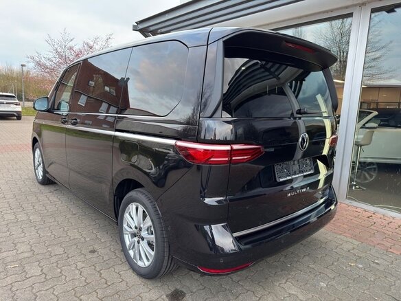 2025 Volkswagen Multivan T7, чёрный, 9100000 рублей - вид 3