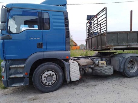 2006 MAN TGA, синий, 1600000 рублей, вид 2