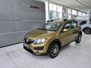 2017 Renault Sandero Stepway II, зелёный, 1049000 рублей, вид 1