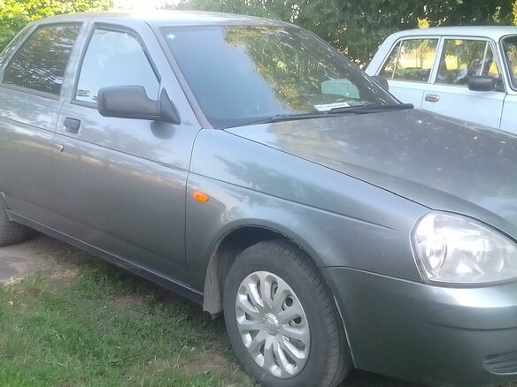 2007 Lada (ВАЗ) Priora I, серый, 300000 рублей - вид 1