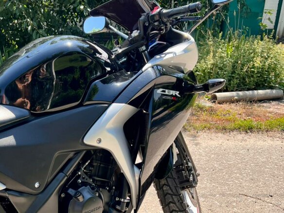 2011 Honda CBR 250R, чёрный, 330000 рублей - вид 4