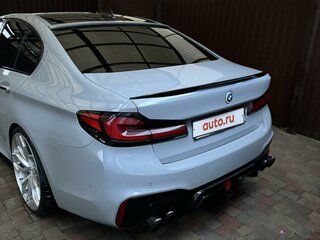 2017 BMW 5 серии 530d xDrive VII (G30/G31/G38), серый, 5000000 рублей, вид 4