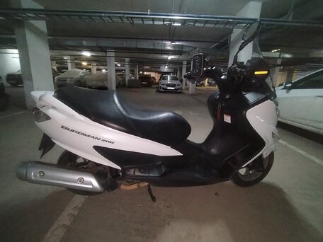 2015 Suzuki Burgman UH 200, белый, 190000 рублей, вид 1