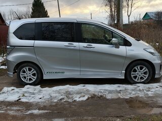 2012 Honda Freed I Рестайлинг, серый, 1177000 рублей, вид 4