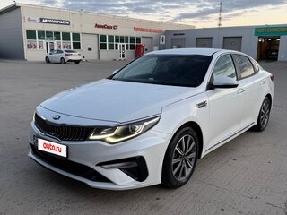 2019 Kia K5 II, белый, 2000000 рублей, вид 4