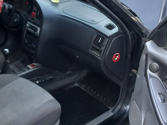 2005 Hyundai Elantra III (XD2) Рестайлинг, чёрный, 305000 рублей - вид 8