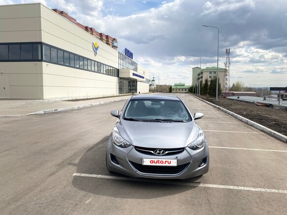 2011 Hyundai Avante V, серый, 880000 рублей