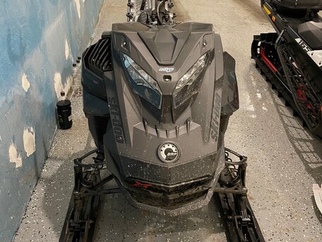 2021 BRP Ski-Doo Summit 850, чёрный, 2000000 рублей, вид 1