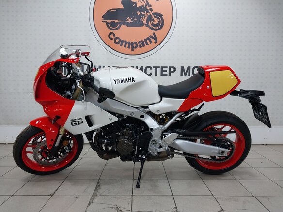 2024 Yamaha XSR900, красный, 1225000 рублей - вид 1
