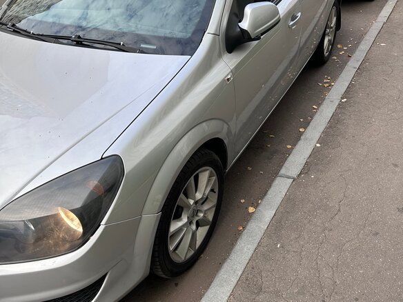 2010 Opel Astra H Рестайлинг, серебристый, 600000 рублей - вид 6