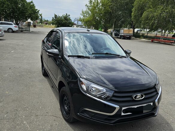 2023 Lada (ВАЗ) Granta I Рестайлинг, чёрный - вид 2