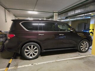 2012 Infiniti QX56 II, коричневый, 2700000 рублей, вид 2