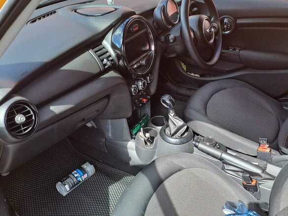 2015 Mini Hatch One III (F55/F56), жёлтый, 1350000 рублей - вид 5