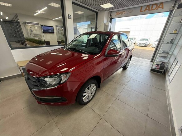 2025 Lada (ВАЗ) Granta I Рестайлинг, красный