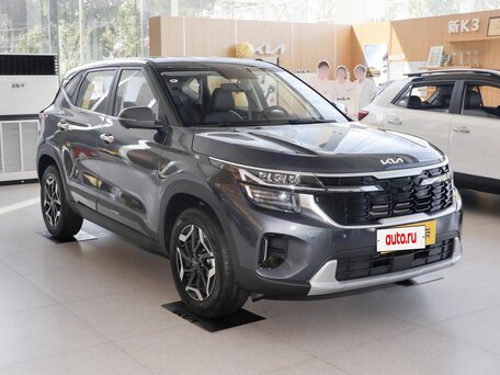 2026 Kia Seltos I Рестайлинг, серый, 2139000 рублей, вид 4