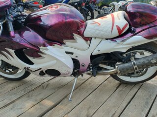 2008 Suzuki GSX 1300 R Hayabusa, красный, 900000 рублей, вид 3