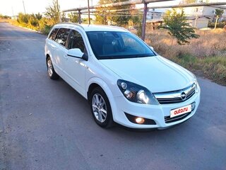 2012 Opel Astra H Рестайлинг, белый, 810000 рублей, вид 3