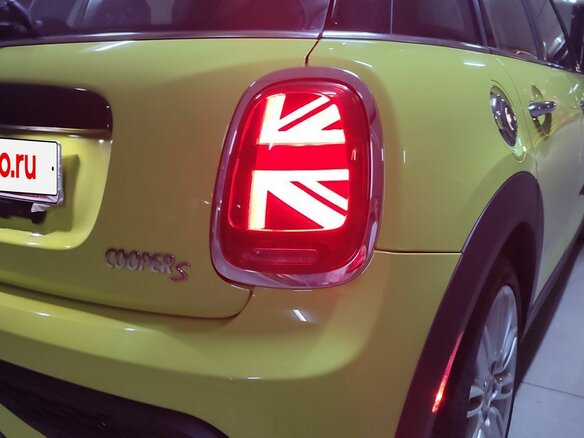 2023 Mini Hatch Cooper S III (F55/F56) Рестайлинг 2, зелёный, 3300000 рублей - вид 11