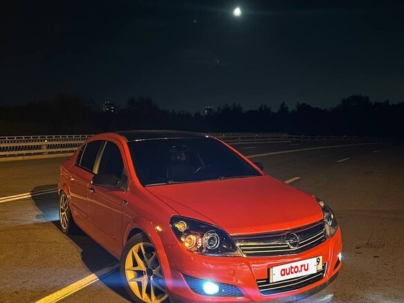 2008 Opel Astra H Рестайлинг, красный, 400000 рублей - вид 5