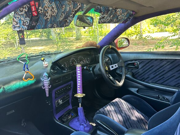 1992 Toyota Corolla Levin VI (AE100/AE101), красный, 230000 рублей - вид 9
