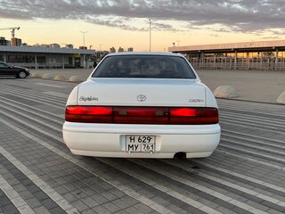 1993 Toyota Crown IX (S140), белый, 500000 рублей, вид 5