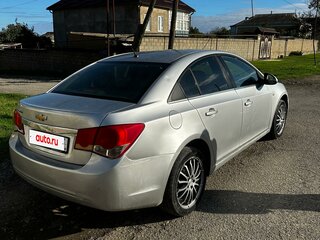 2010 Chevrolet Cruze I, серебристый, 550000 рублей, вид 2