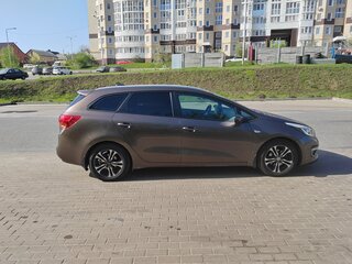 2017 Kia Ceed II Рестайлинг, коричневый, 1390000 рублей, вид 3