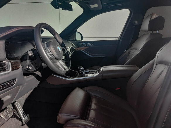 2019 BMW X5 M50d IV (G05/G18), чёрный, 6200000 рублей - вид 15
