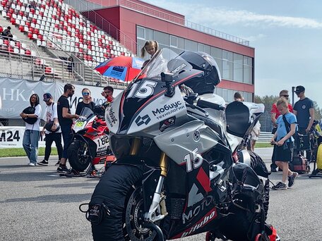 2014 BMW S 1000 RR, красный, 2099000 рублей, вид 1