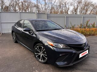 2020 Toyota Camry US Market VIII (XV70) Рестайлинг, синий, 2000000 рублей, вид 3