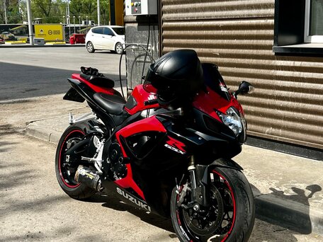 2006 Suzuki GSX-R 600, красный, 590000 рублей, вид 2