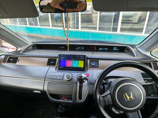 2008 Honda Stepwgn III, белый, 1100000 рублей, вид 5