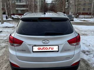 2012 Hyundai ix35 I, серебристый, 1570000 рублей, вид 2