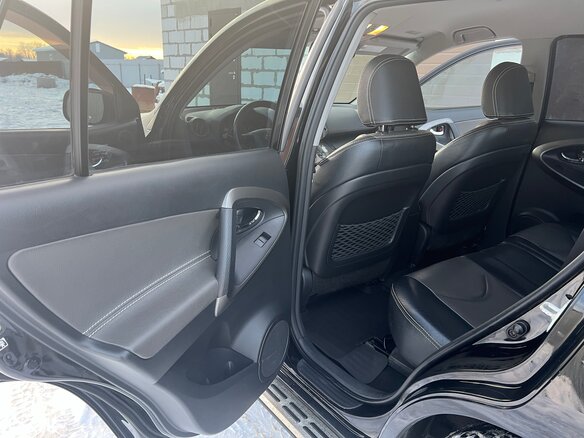 2011 Toyota RAV4 III (XA30) Рестайлинг, чёрный, 1600000 рублей - вид 19