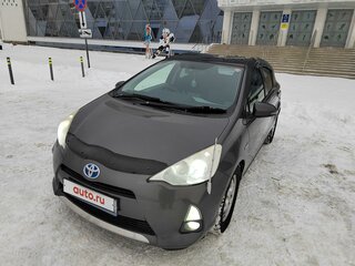 2013 Toyota Aqua I, серый, 1000000 рублей, вид 1