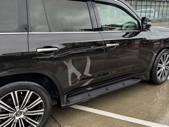 2021 Lexus LX 570 III Рестайлинг 2, чёрный, 13450000 рублей - вид 4
