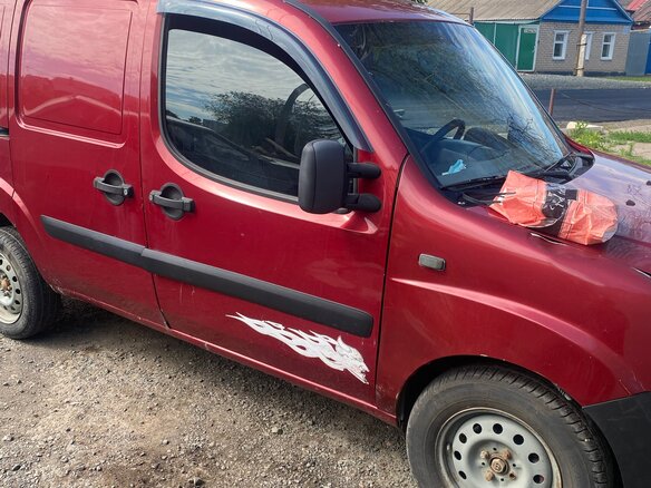 2008 Fiat Doblo I Рестайлинг, красный, 360000 рублей - вид 2