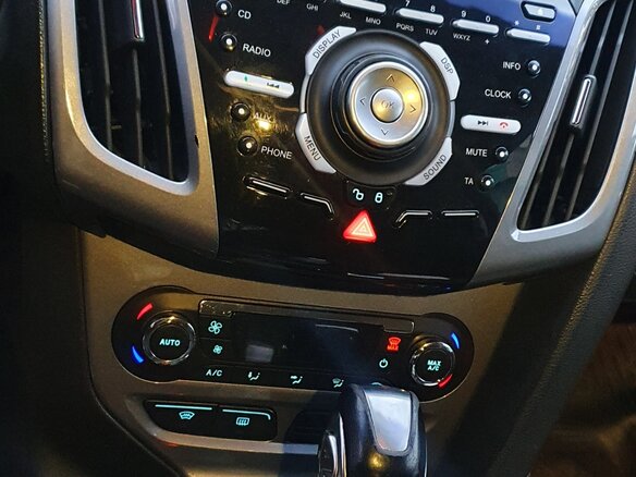 2012 Ford Focus III, белый, 990000 рублей - вид 13