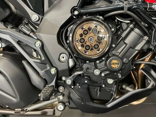 2024 MV Agusta Turismo Veloce 800, чёрный, 2420000 рублей, вид 4