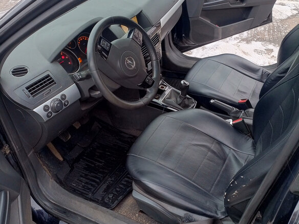 2010 Opel Astra H Рестайлинг, чёрный, 650000 рублей - вид 6
