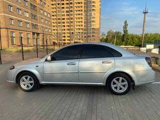2013 Daewoo Gentra II, серебристый, 610000 рублей, вид 2