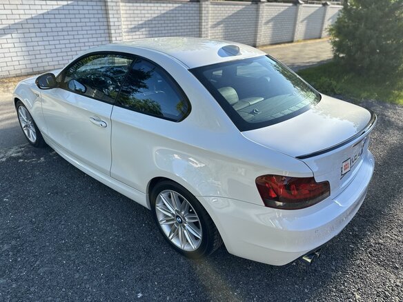 2012 BMW 1 серии 120d I (E82/E88) Рестайлинг 2, белый, 2499999 рублей - вид 8