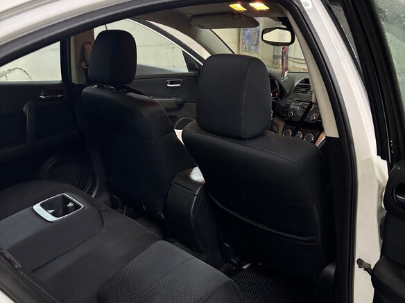 2010 Mazda 6 II (GH) Рестайлинг, белый, 730000 рублей - вид 8