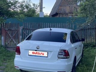 2020 Volkswagen Polo V Рестайлинг, белый, 828000 рублей, вид 2