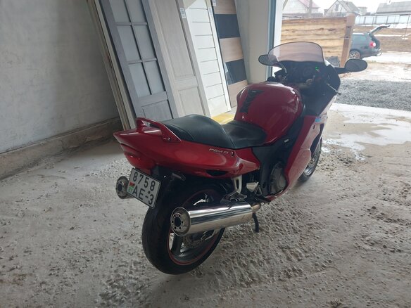 2002 Honda CBR 1100 XX, красный, 550000 рублей - вид 3