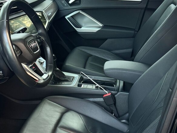 2019 Audi Q3 45 TFSI II (F3), чёрный, 3199999 рублей - вид 4