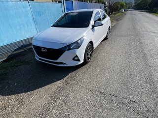 2021 Hyundai Solaris II Рестайлинг, белый, 1450000 рублей, вид 2