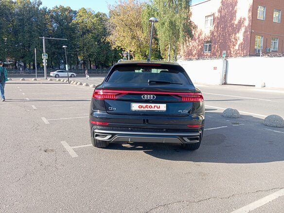 2019 Audi Q8 45 TDI I (4M), чёрный, 6700000 рублей - вид 3