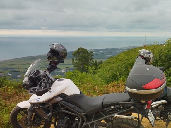 2016 Triumph Tiger 800, белый, 720000 рублей - вид 15